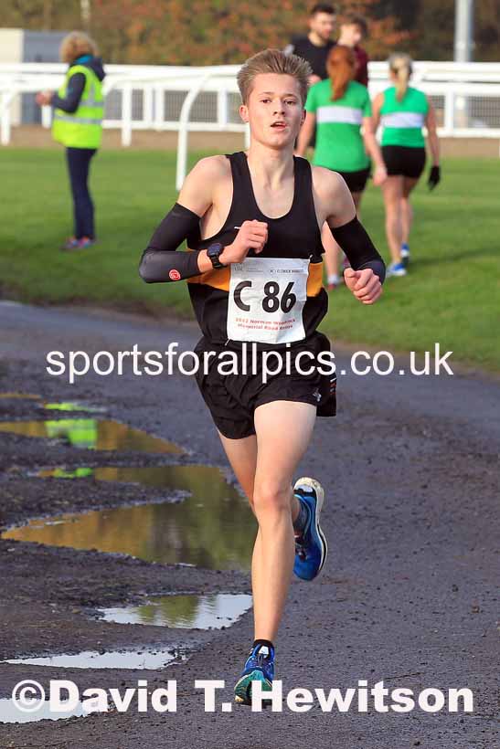 2022 Norman Woodcock Memorial Road Relays (organised by Elswick Harriers), Gosforth Park Racecourse, Newcastle.  Photo: David T. Hewitson/Sports for All Pics